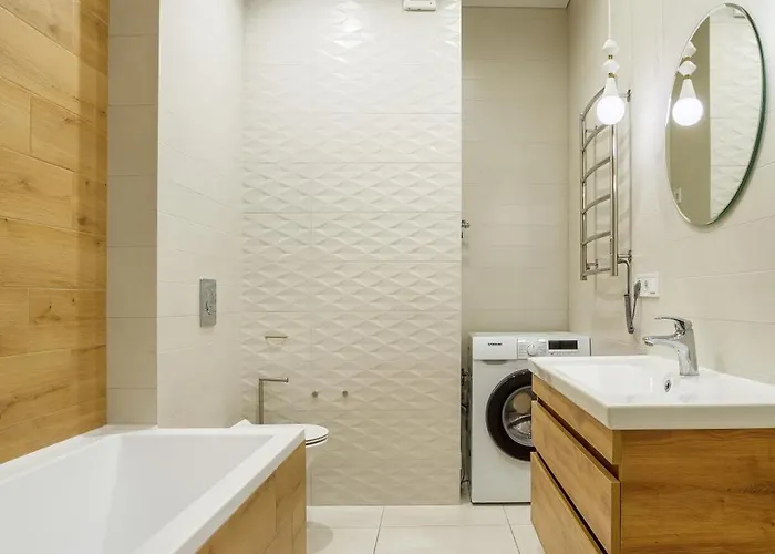 Апартаменты Lux- 2 спальні та вітальня в аркадії- укриття- море