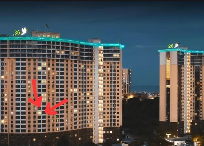 Lux- 2 спальні та вітальня в аркадії- укриття- море Апартаменты Одесса