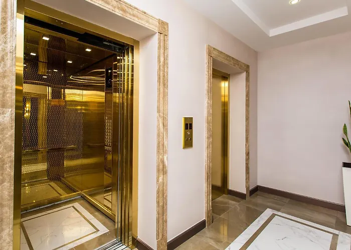 Lux- 2 спальні та вітальня в аркадії- укриття- море