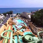 Appartamento Lux- 2 спальні та вітальня в аркадії- укриття- море *