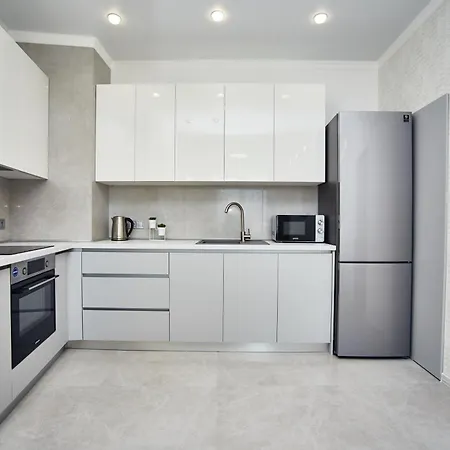 Appartement Lux- 2 спальні та вітальня в аркадії- укриття- море Odessa