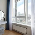 Apartman Lux- 2 спальні та вітальня в аркадії- укриття- море *