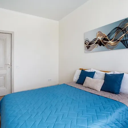Lux- 2 спальні та вітальня в аркадії- укриття- море Apartman